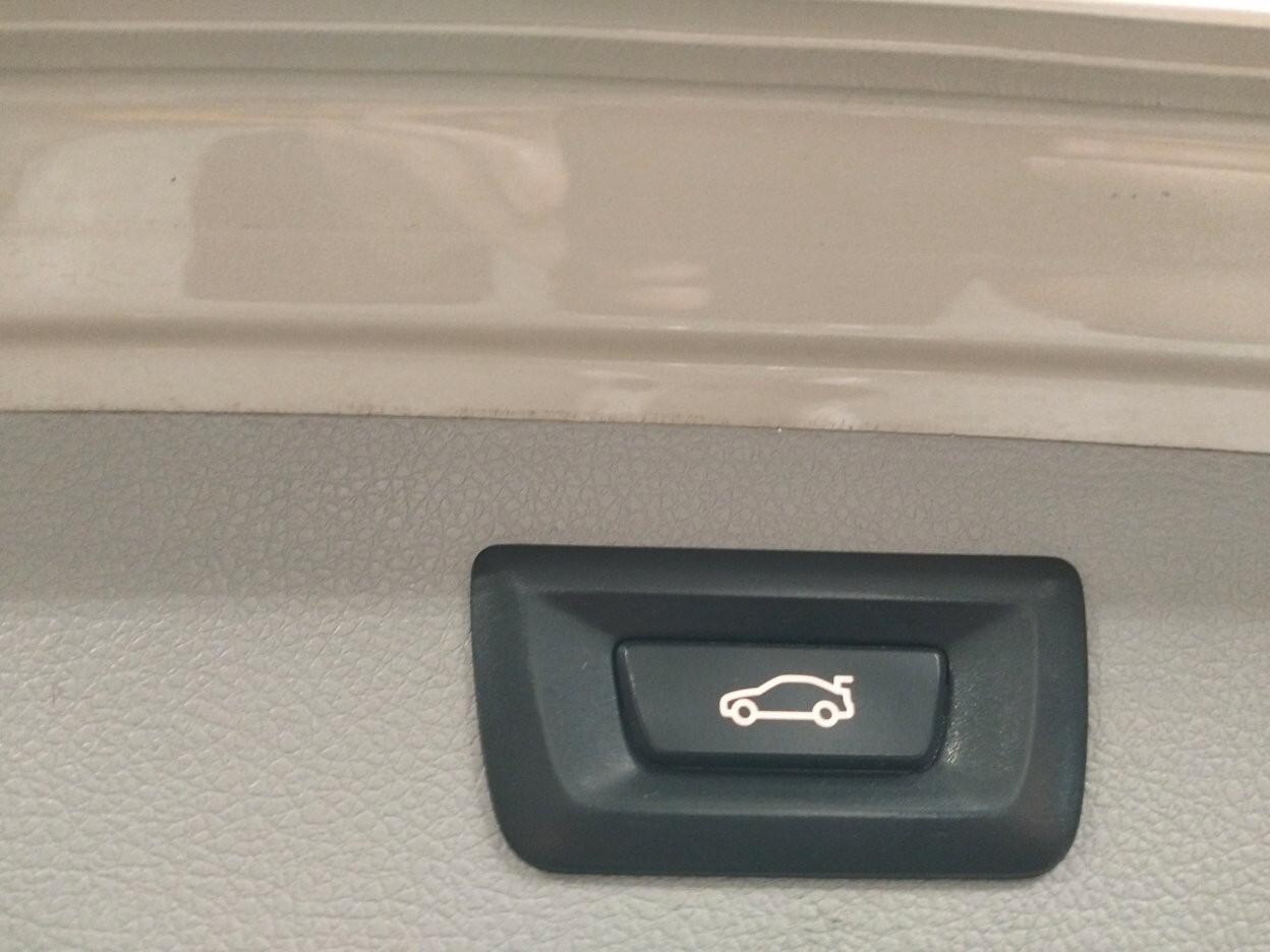 BMW 320d Touring xdrive * AUTOMATICA *