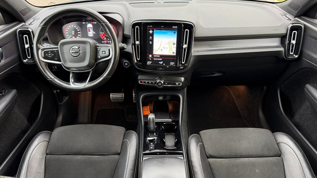 Volvo XC40 D3 R-design