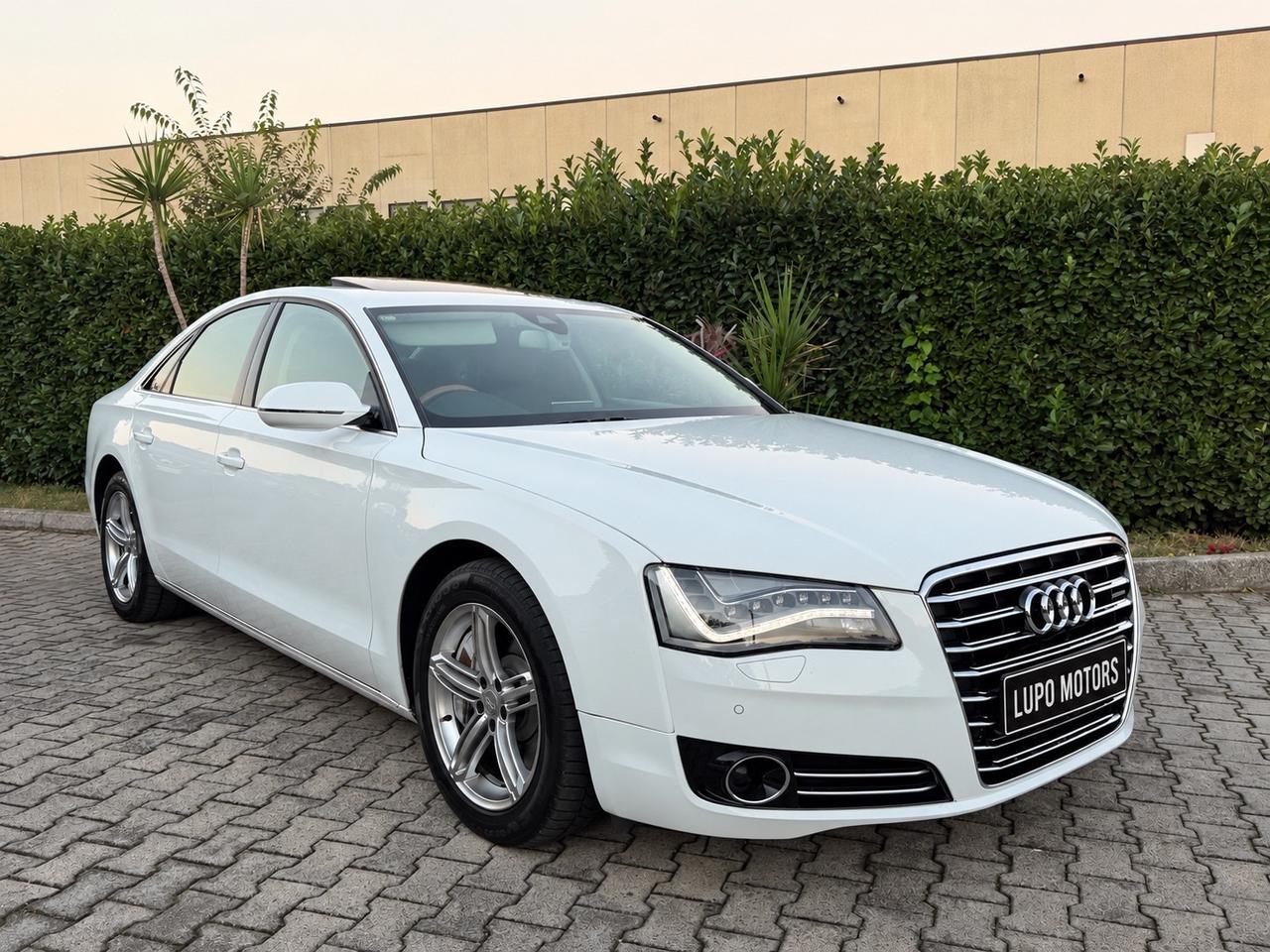 AUDI A8 4.2 V8 TDI QUATTRO TIPTRONIC – 351 CV