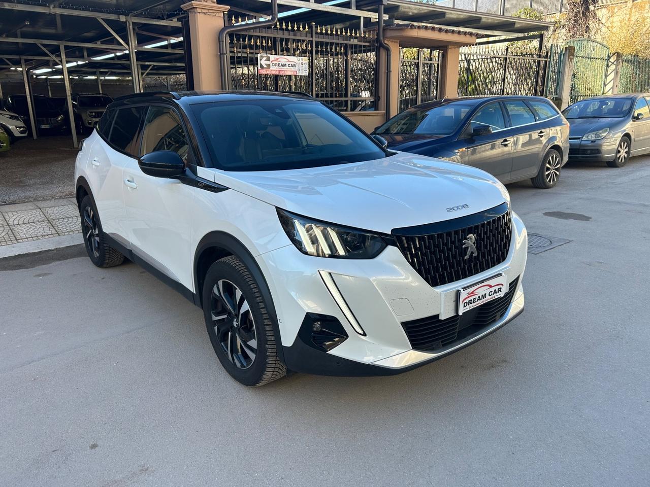 Peugeot 2008 BlueHDi 130 S&S EAT8 GT Pack