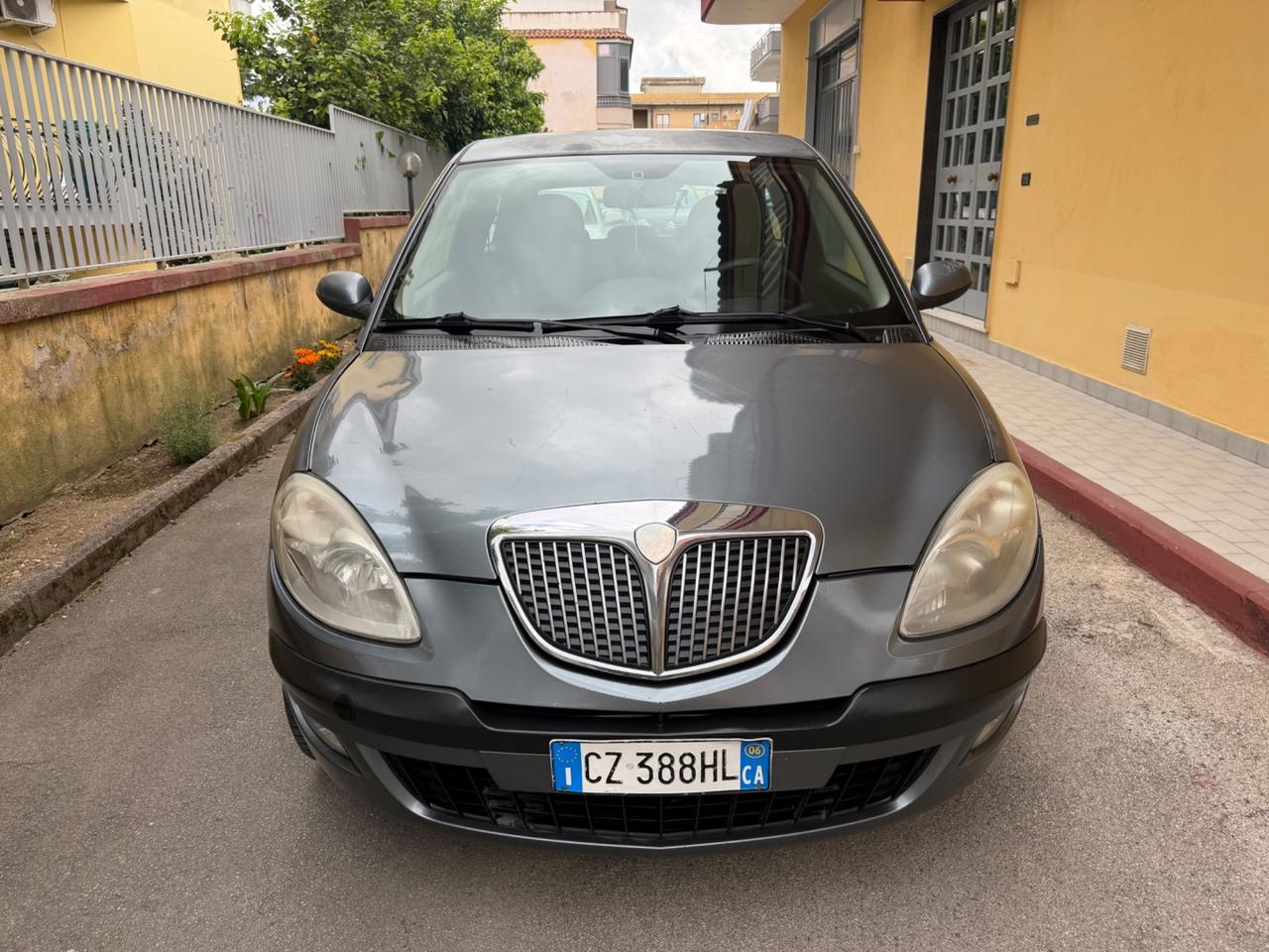 Lancia Ypsilon 1.2 Argento