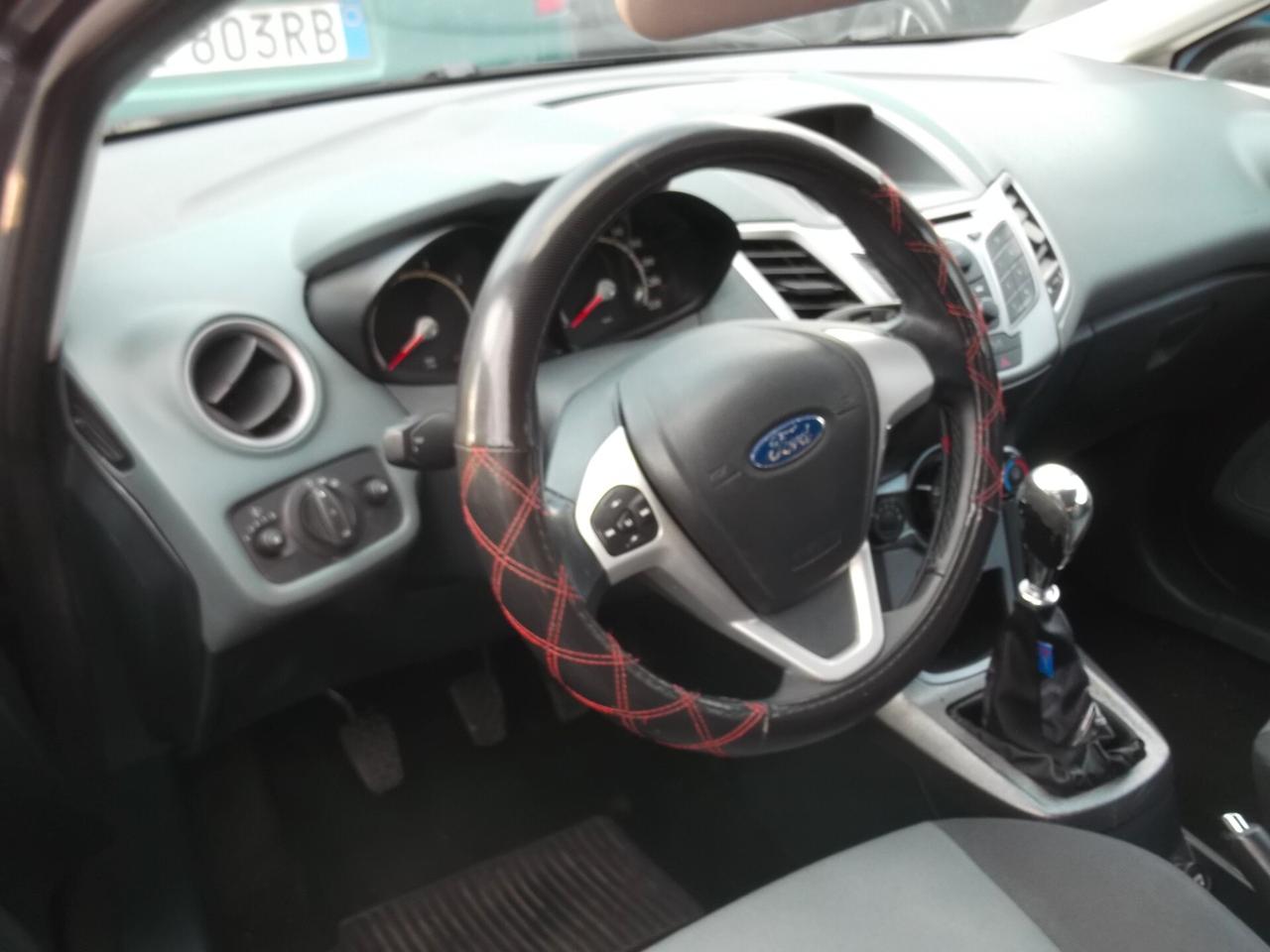 Ford Fiesta Fiesta+ 1.2 82CV 3 porte - 08