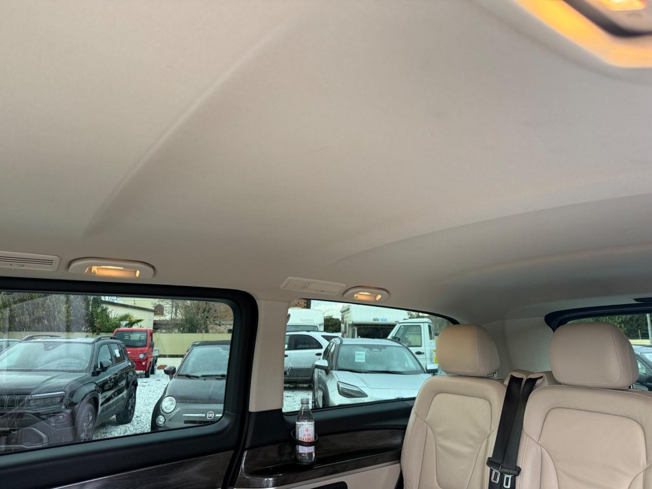 Mercedes-benz V 300 d Automatic 4Matic Premium Extralong