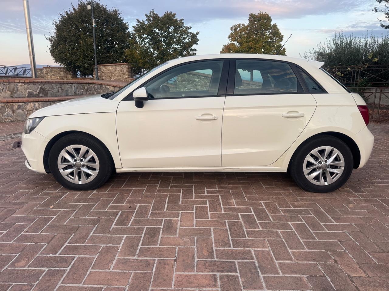 Audi A1 1.6 Diesel 90Cv 2013