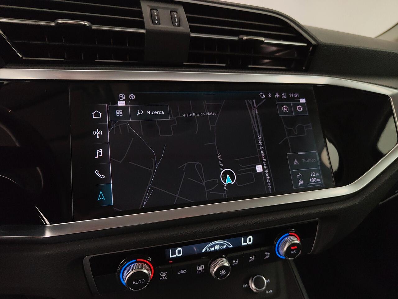 Audi Q3 35 TDI S tronic Business