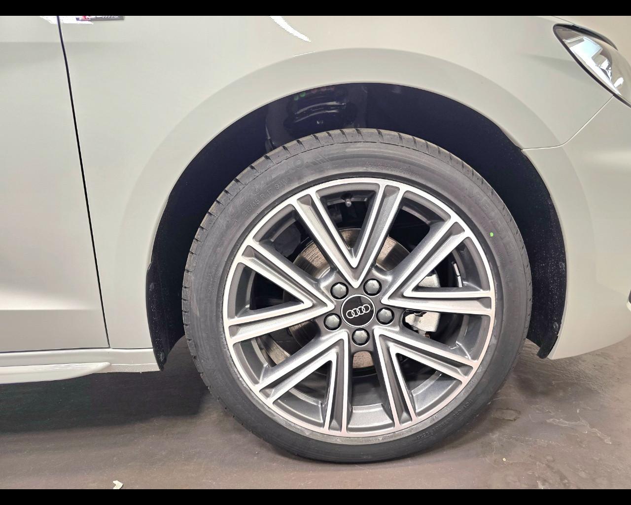 AUDI A1 SPORTBACK 30 TFSI S-TRONIC S-LINE EDITION