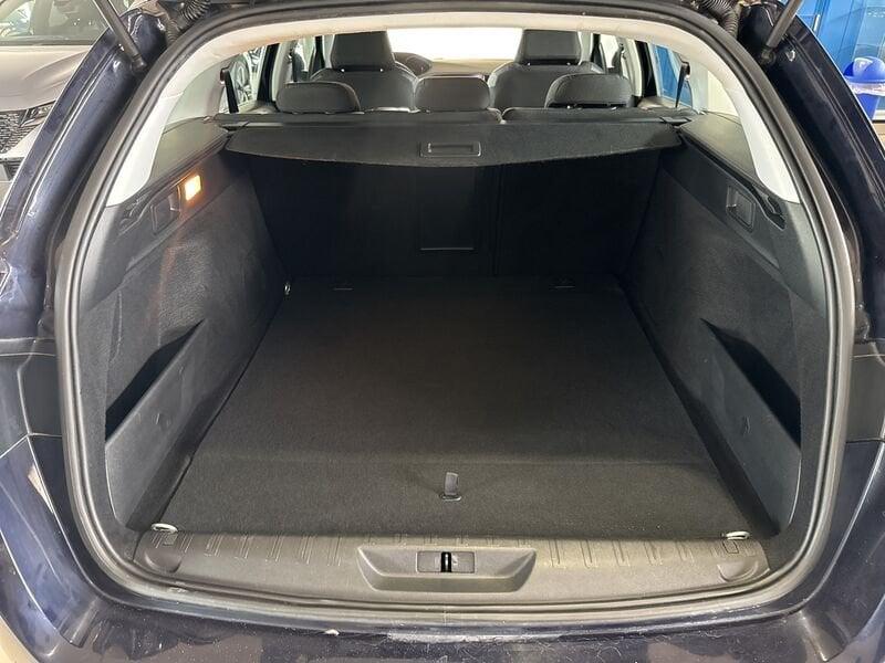 Peugeot 308 BlueHDi 130 EAT6 S&S SW Allure