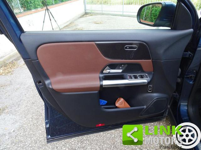MERCEDES-BENZ GLA 200 d Automatic Premium pacchetto AMG ESTERNO