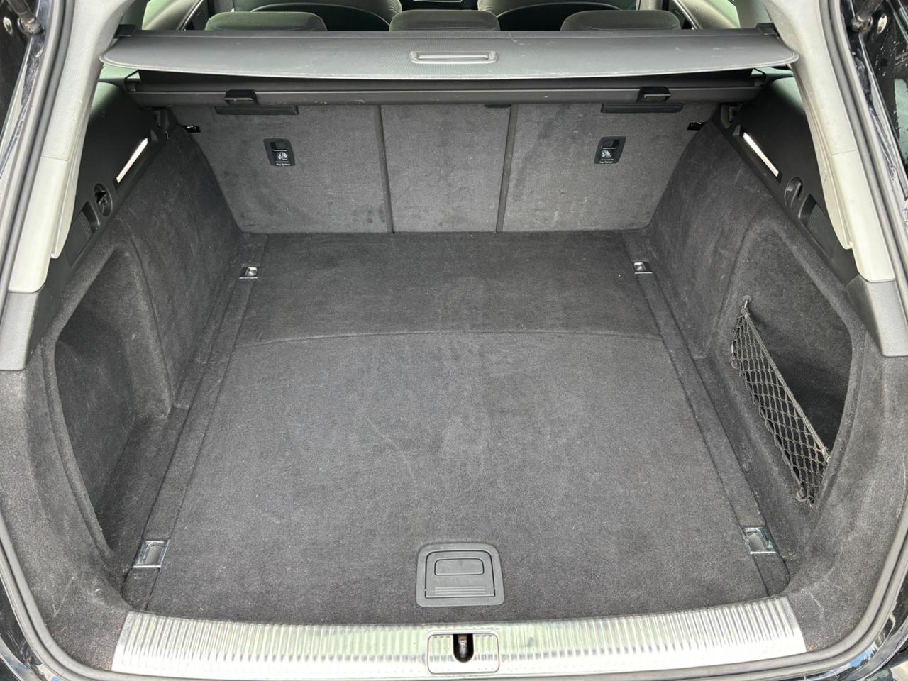 Audi A4 Avant 2.0 TDI 122 CV S tronic permute finanziamento