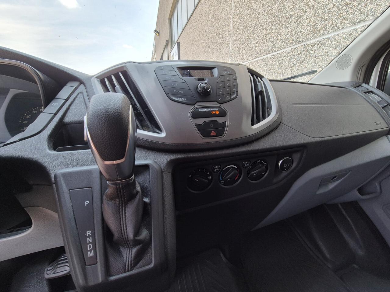 Ford Transit 2.0 TDCi 130CV 9 posti Cambio Automatico