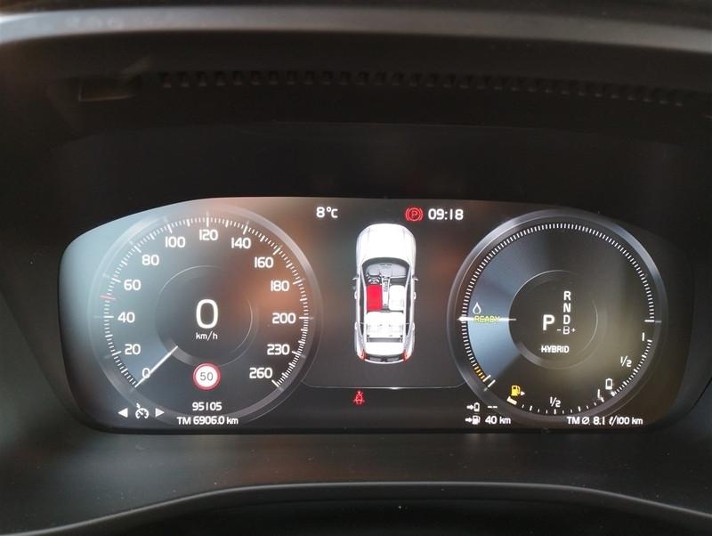 VOLVO XC40 T5 Plug-in Hybrid auto Recharge Inscription Expression