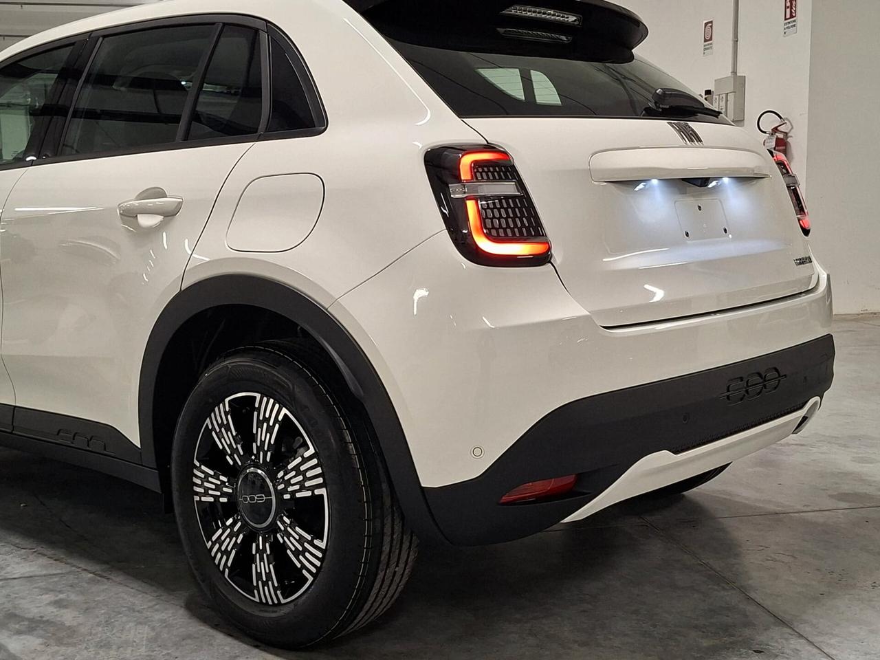 Fiat 600 1200 Turbo mhev Hybrid Icon DCT Km.0