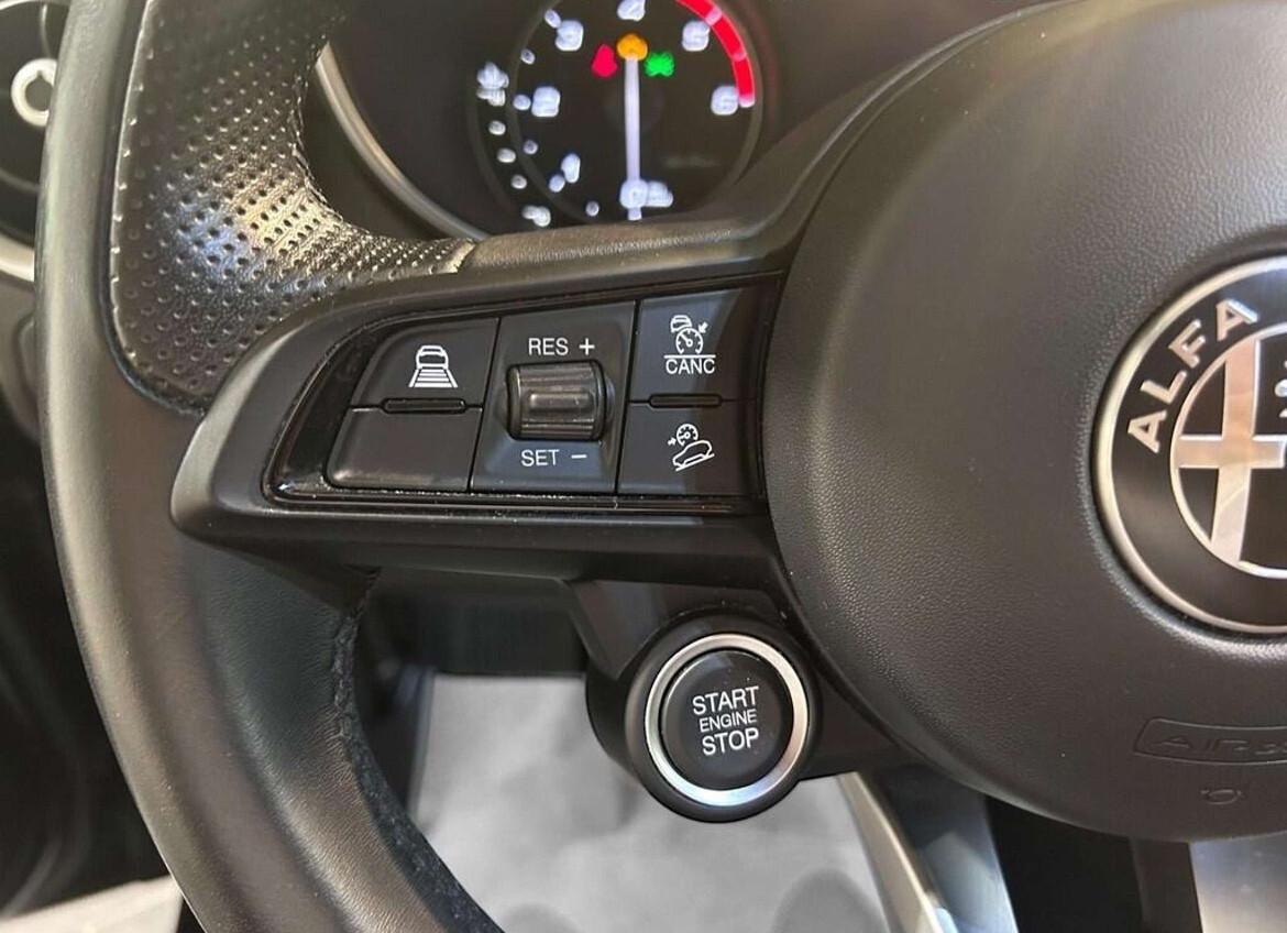 Alfa Romeo Stelvio 2.2 Turbodiesel 190 CV AT8 RWD Business