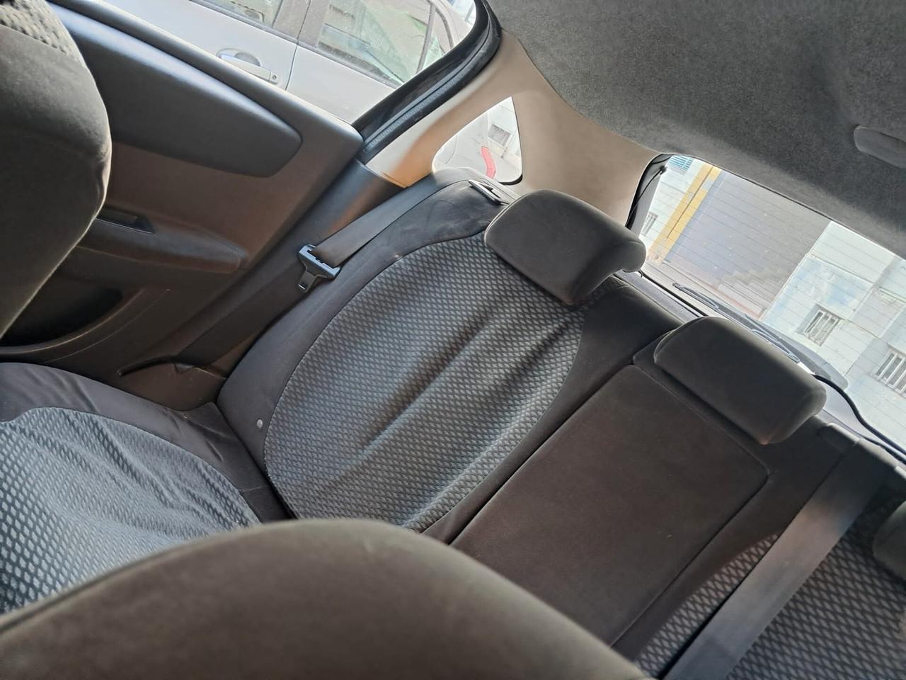 Citroen C4 1.6 HDi 90CV