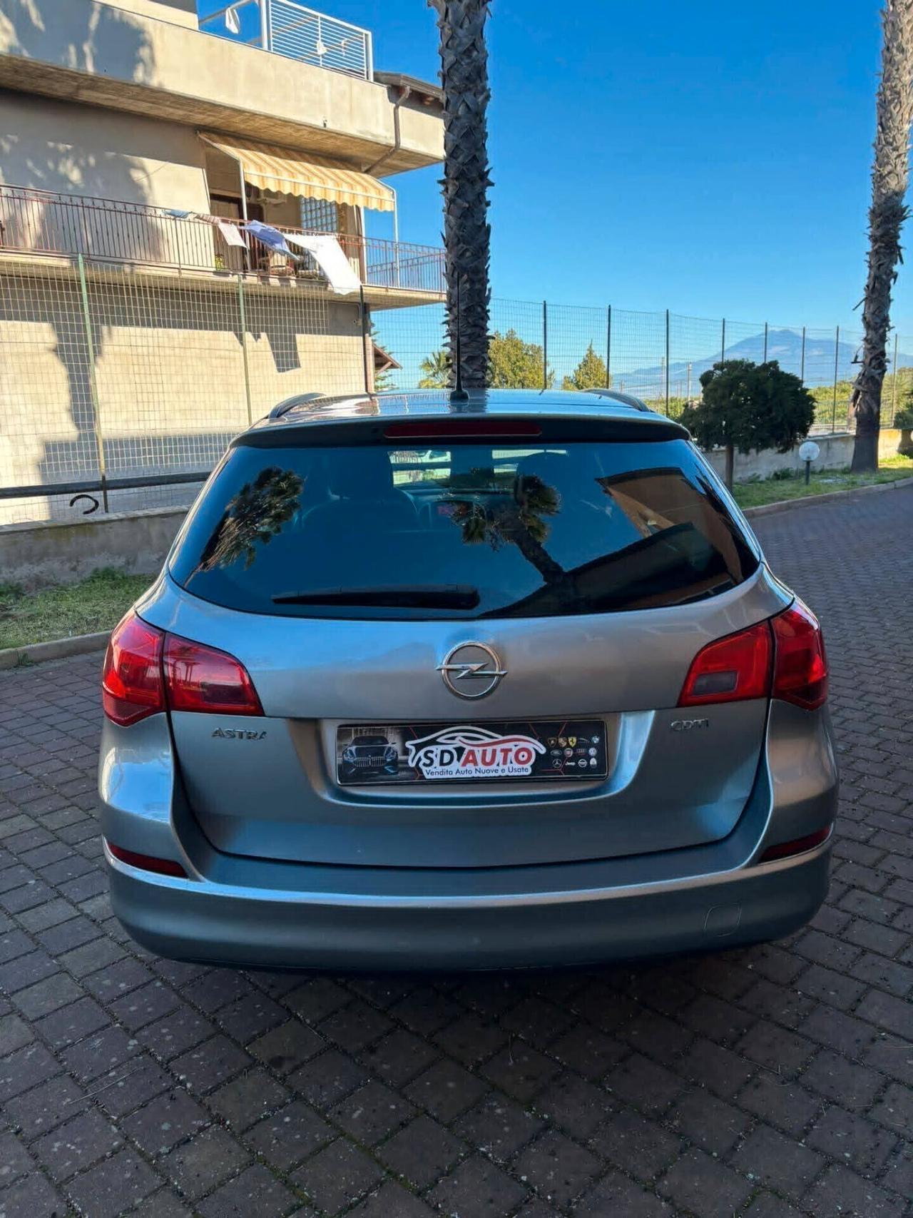 Opel Astra 1.7 CDTI 110CV 5 porte Cosmo/*