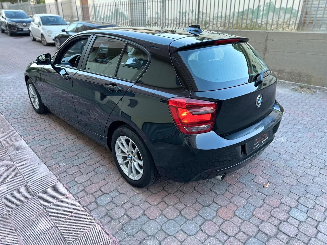 Bmw 118 118d 5p. Urban