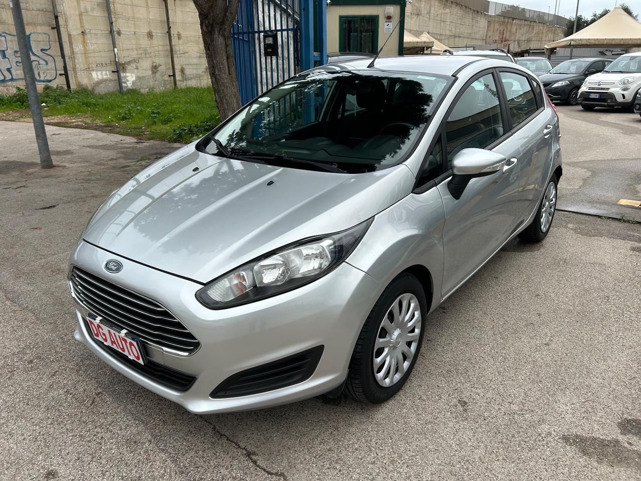 Ford Fiesta 1.5 TDCi 75 cv 2015 68.000 km