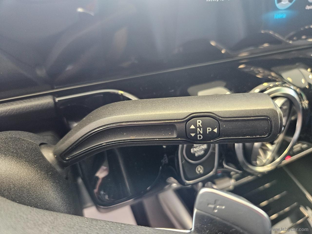 MERCEDES-BENZ GLA 180 d Automatic Premium