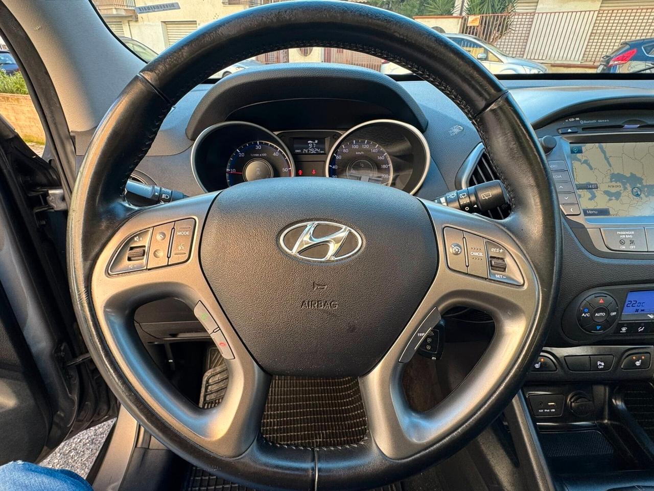 HYUNDAI IX35 1.7 CRDI 2WD XPOSSIBLE TETTO+NAVI+RETROCAMERA