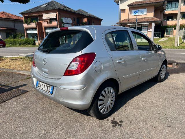 OPEL Corsa 1.2 5 porte Easytronic Club