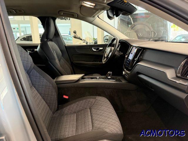 VOLVO XC60 B4 (d) automatico Business