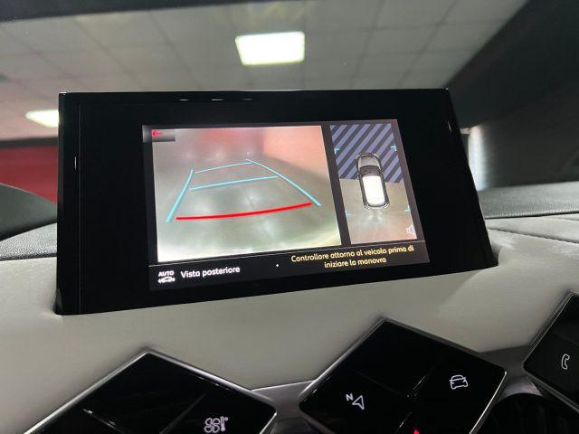 DS AUTOMOBILES DS 3 Crossback BlueHDi 100 So Chic