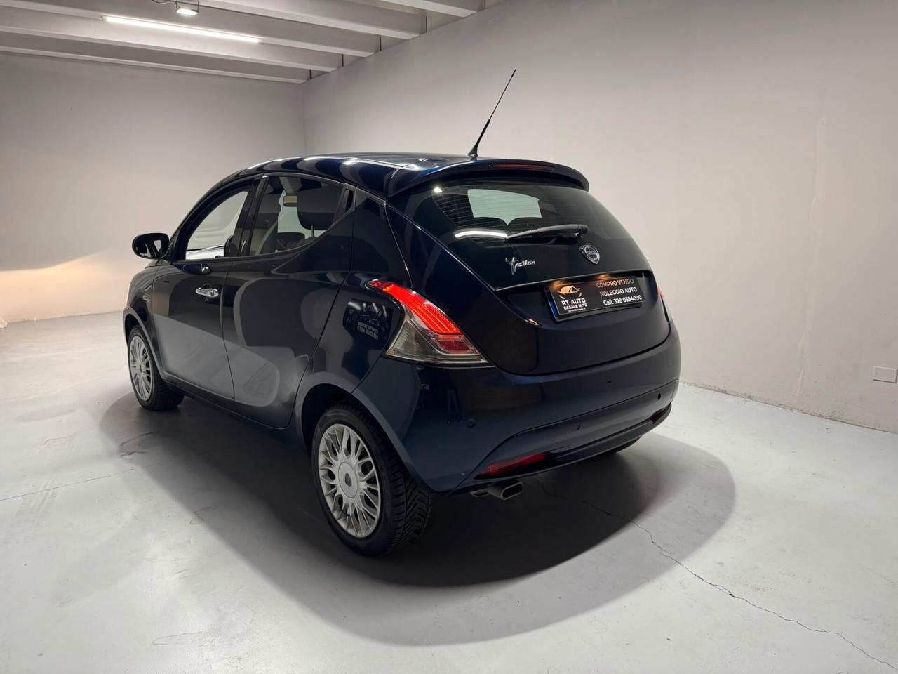Lancia Ypsilon 1.3 MJT 16V 95 CV 5 porte S&S Silver