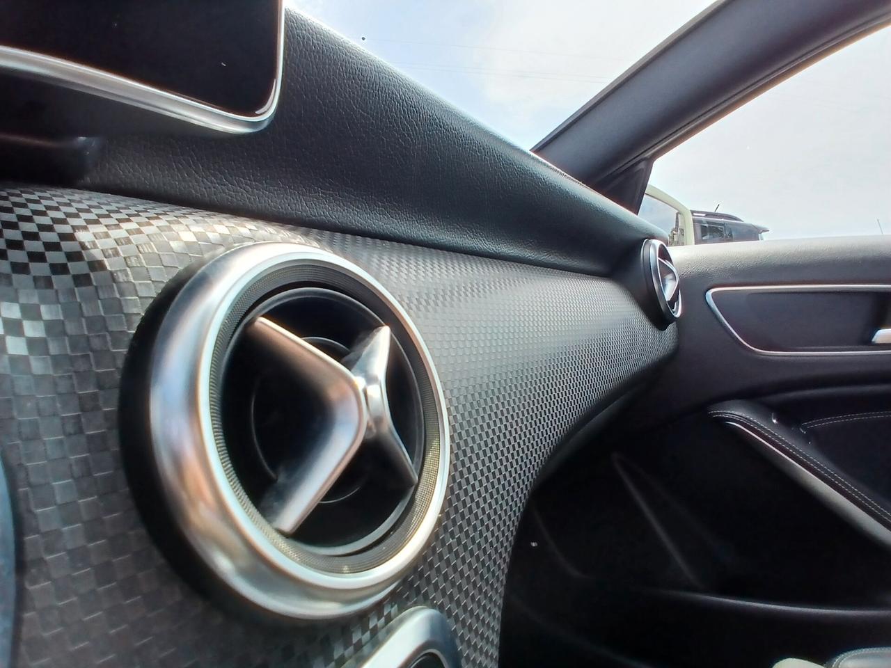 Mercedes-benz A 180 d Automatic Premium