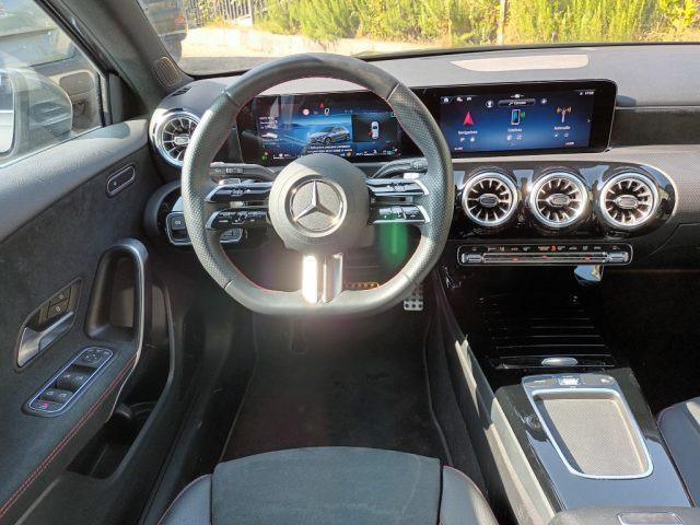 MERCEDES-BENZ A 180 D AUTOMATIC AMG LINE 116CV CAM360° NAV PACK LUCI
