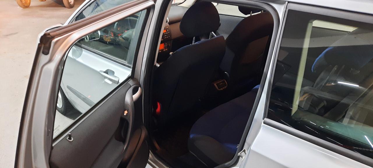 Fiat Stilo 1.9 MJT 120 CV Multi Wagon Dynamic