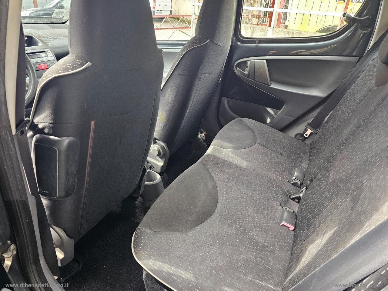 PEUGEOT 107 1.0 68 CV 5p. Plaisir