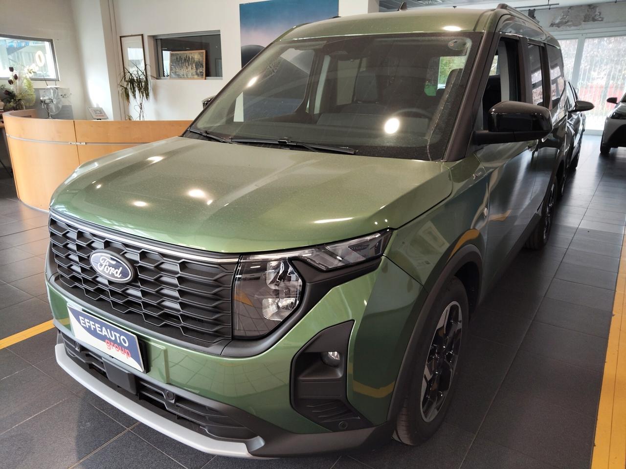 Ford Tourneo Courier 1.0 EcoBoost Powershift Titanium