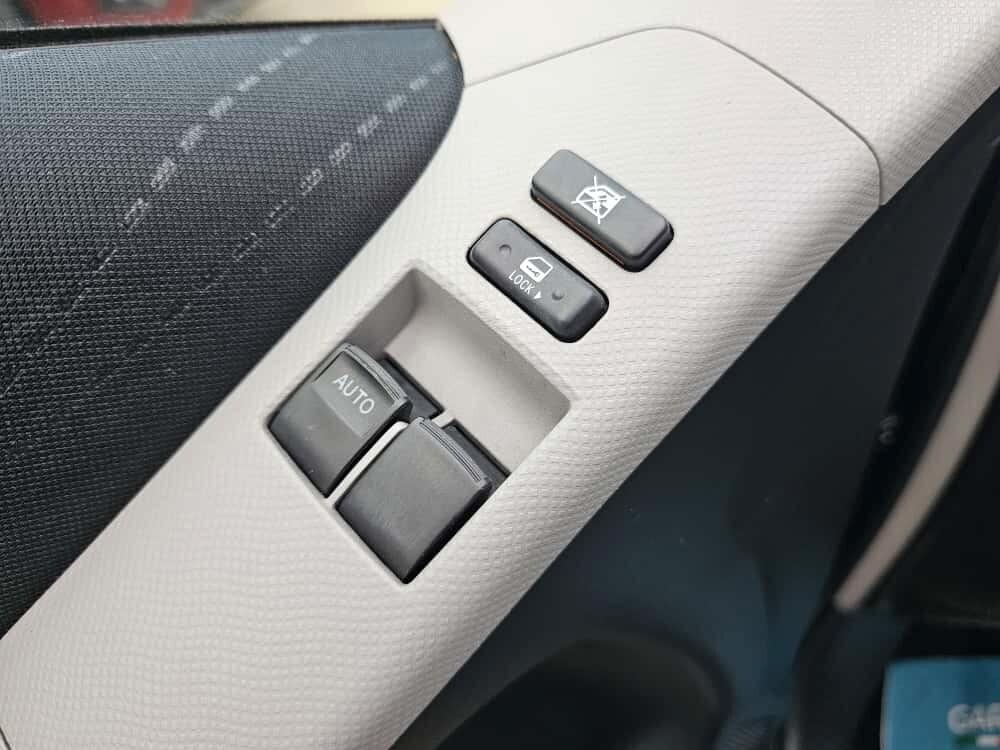 Toyota Yaris 1.3 5 porte - Unico proprietario