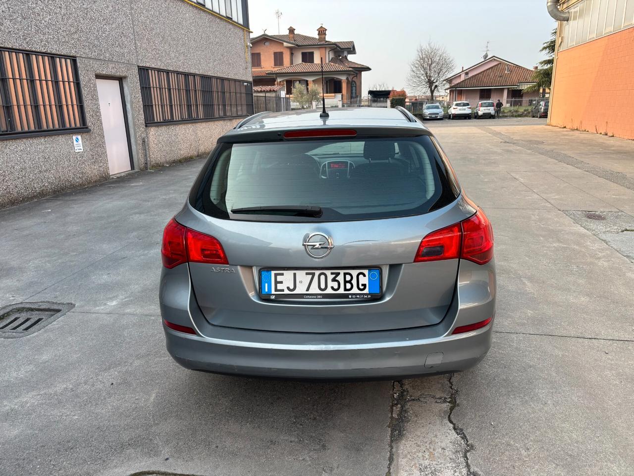 Opel Astra 1.6 115CV Sports Tourer Cosmo