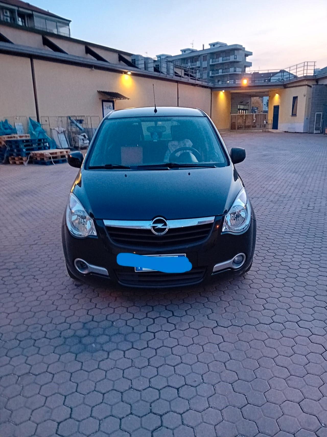 Opel Agila 1.2 GPL Enjoy
