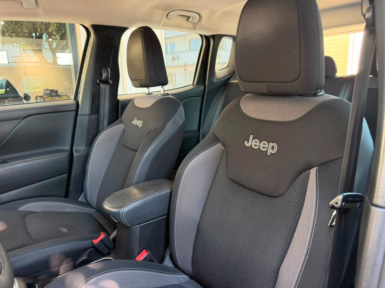 Jeep Renegade 1.6 Mjt 130 CV S
