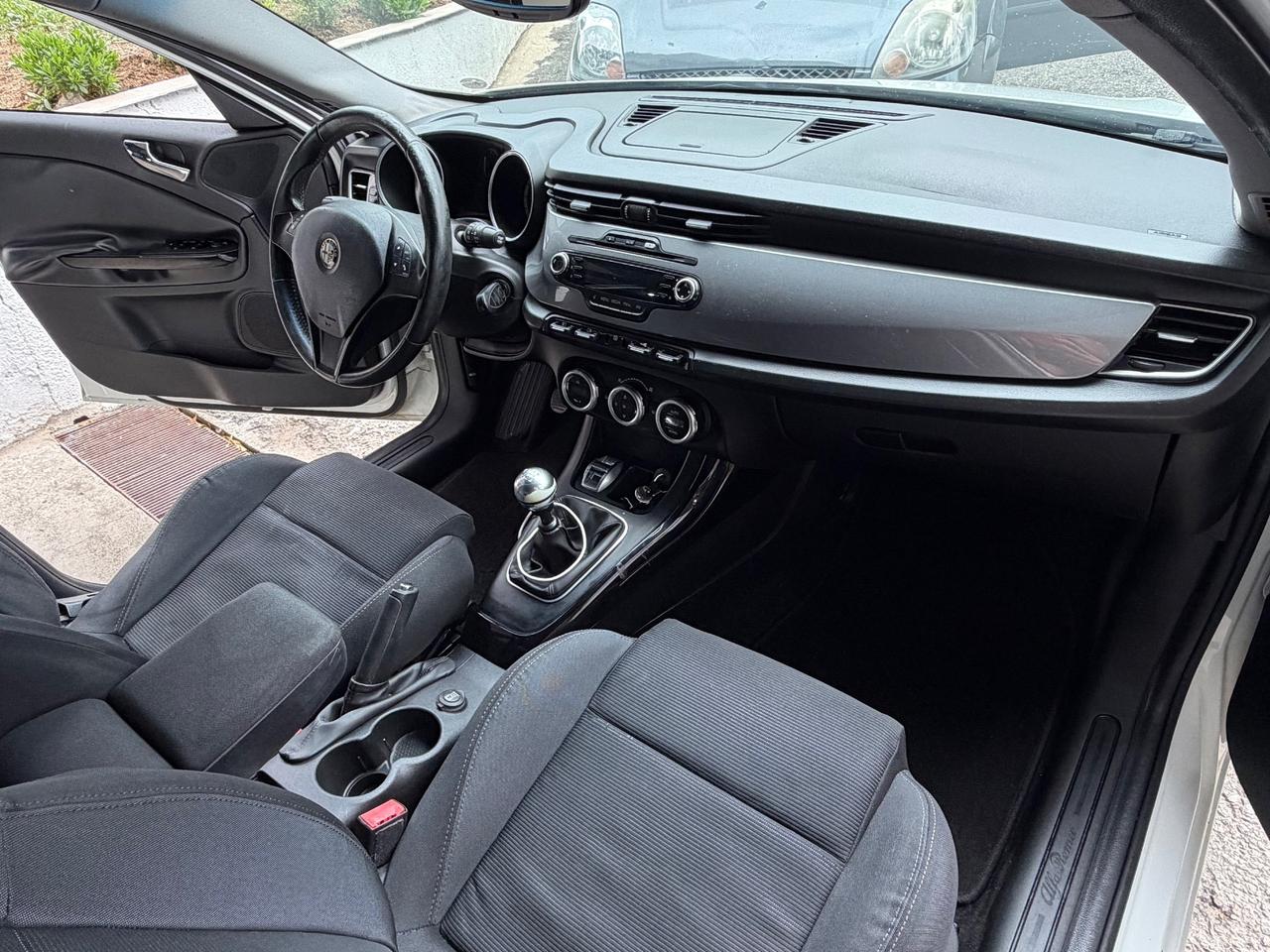 Alfa Romeo Giulietta 1.6 JTDm-2 105 CV
