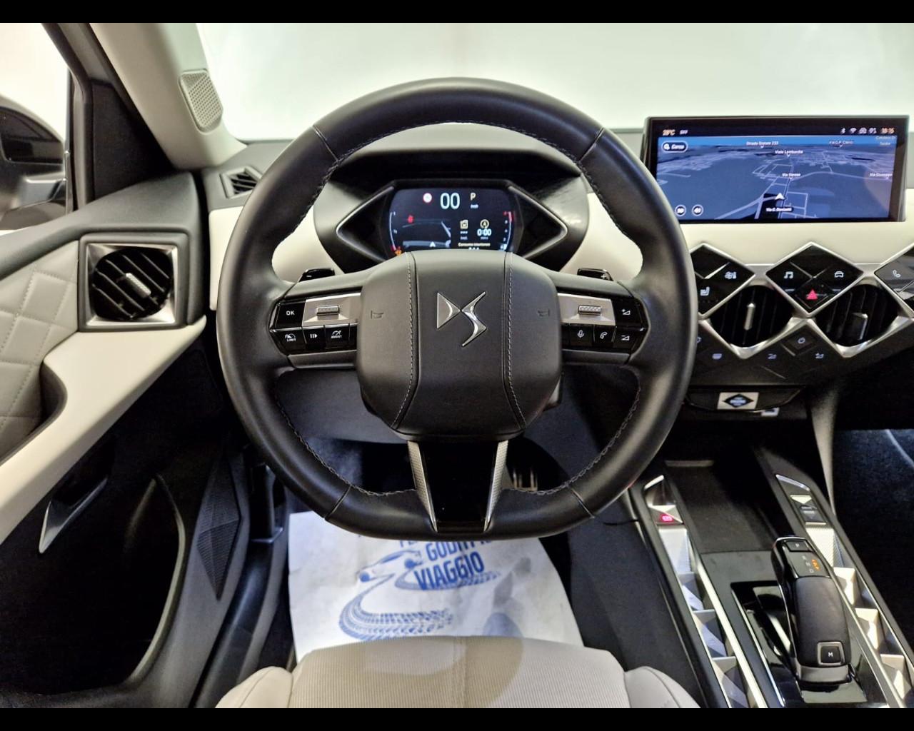 DS DS3 - DS3 1.2 puretech Rivoli 130cv auto