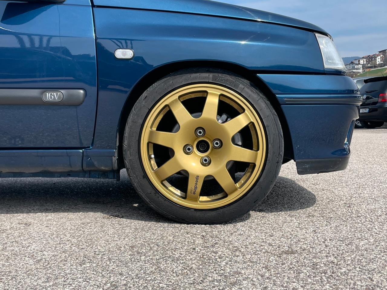 Renault Clio 1.8i 16V cat "ASI"