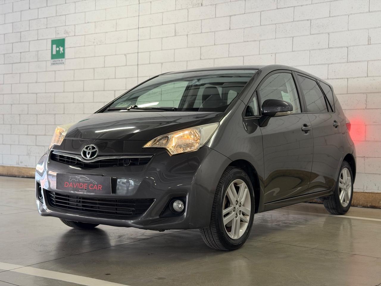 Toyota Verso-S 1.3 MT Active
