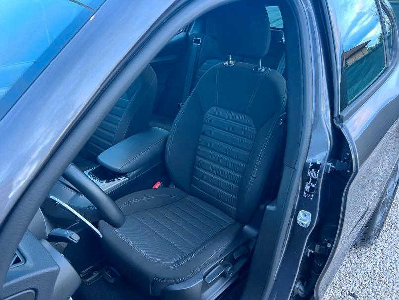 Alfa Romeo Stelvio 2.2 Turbodiesel 160 CV AT8 RWD Sprint