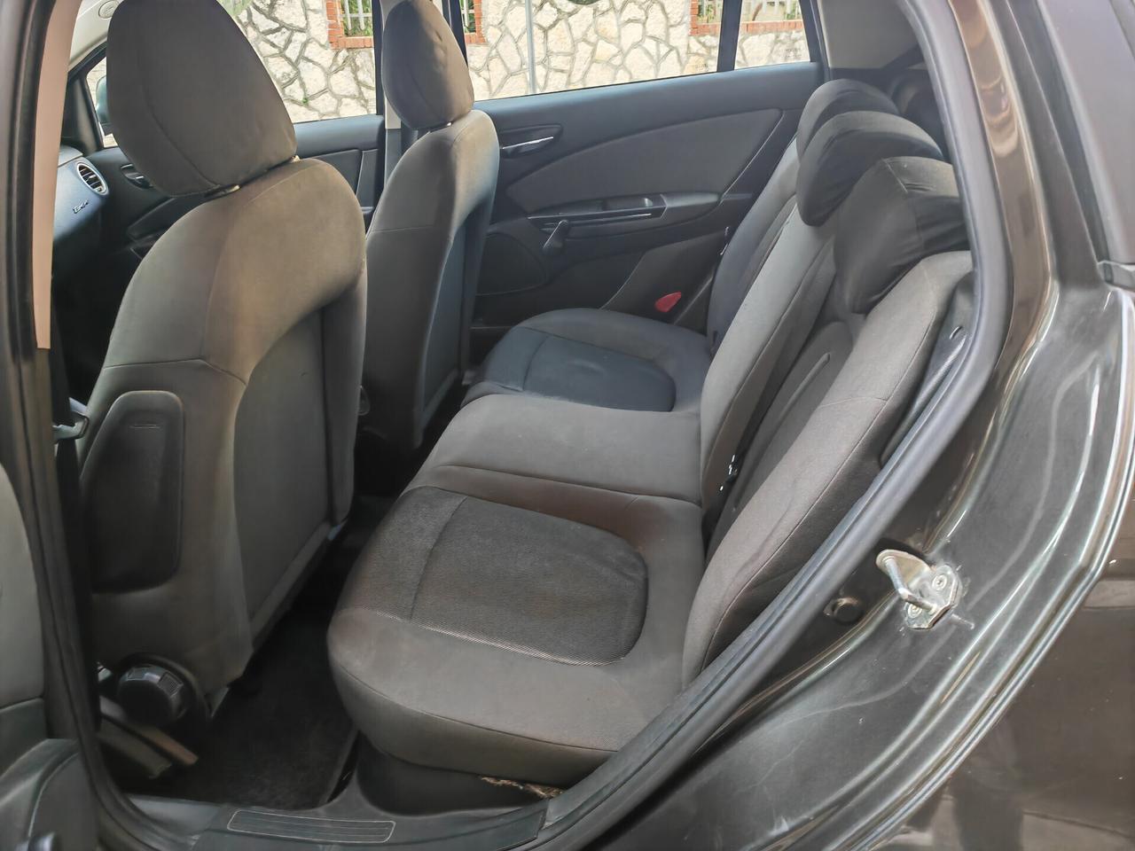 FIAT BRAVO 1.9 JTD CV120 KW88 EMOTION