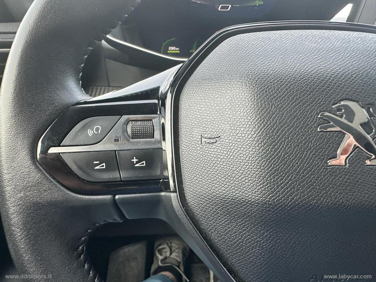 PEUGEOT 208 PureTech 100 S&S 5p. Allure Pack **PROMO NEOPATENTATI**