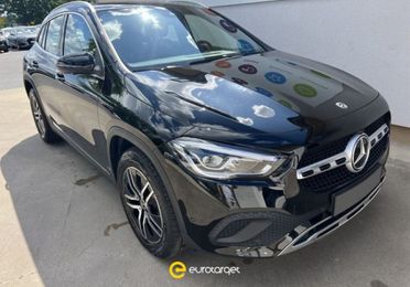 MERCEDES-BENZ GLA 200 Automatic Sport Plus