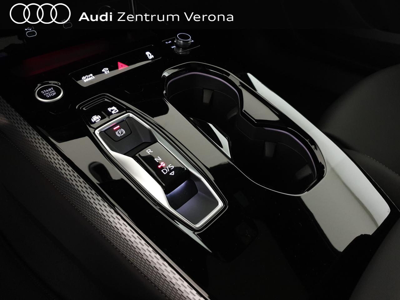 Avant 2.0e-hybrid 367CV quattro Str S line Edition