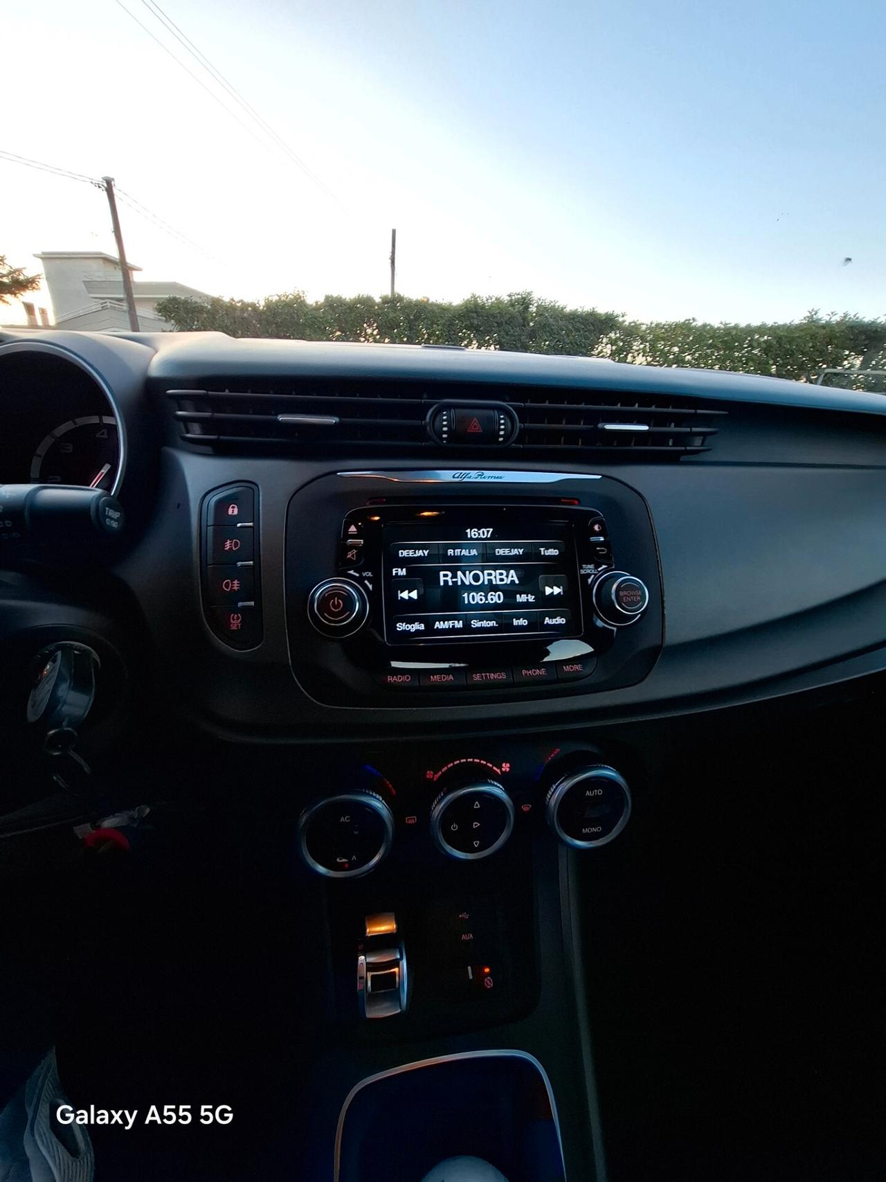 Alfa Romeo Giulietta 1.6 JTDm-2 105 CV Distinctive