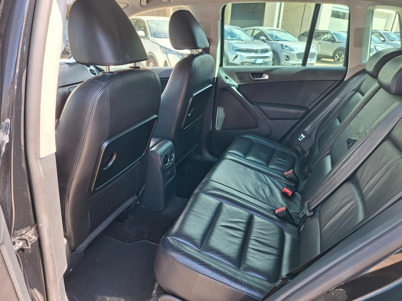 Volkswagen Tiguan 2.0 TDI DPF 4MOTION Sport & Style