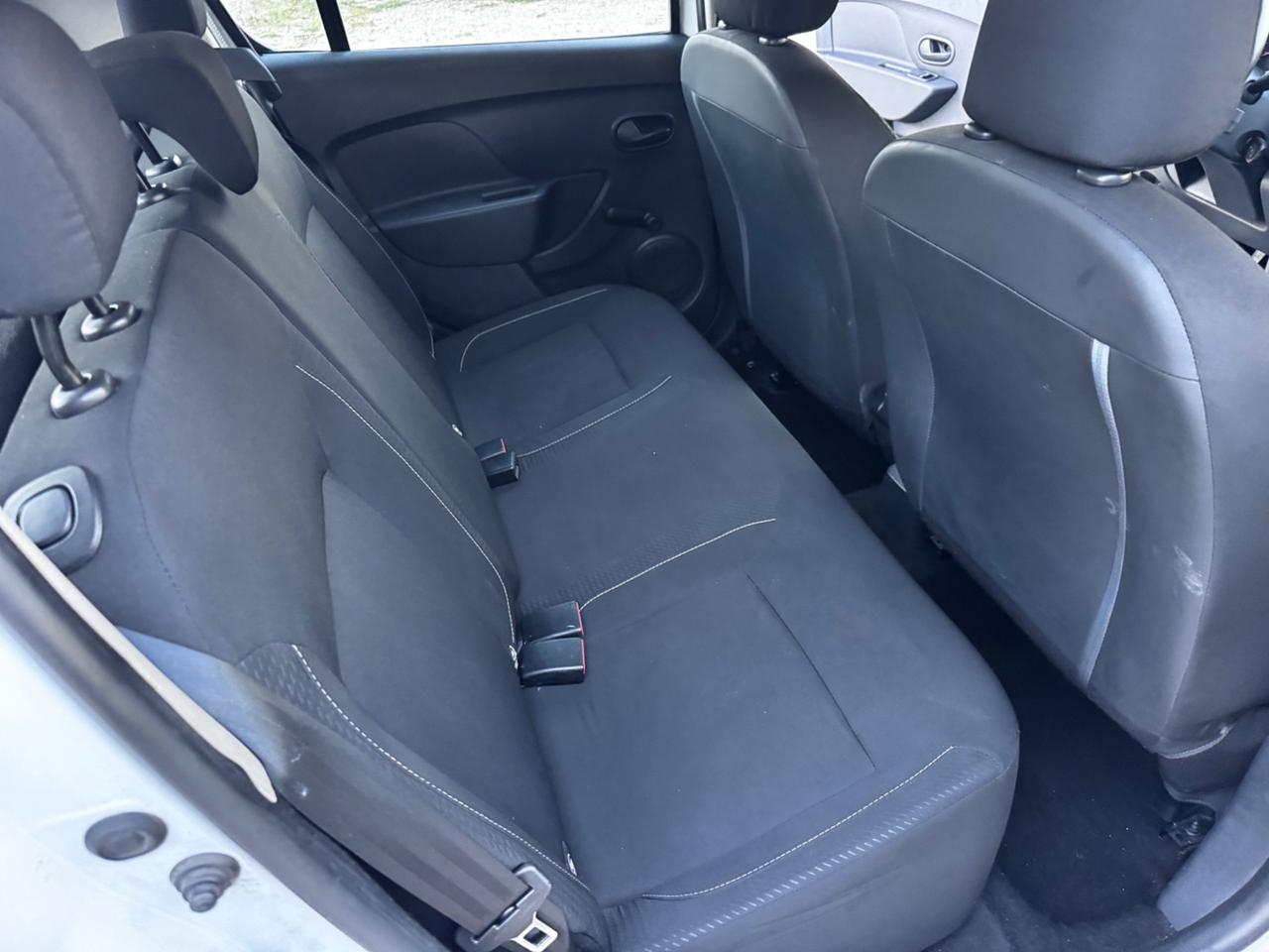 Dacia Sandero 1.5 dCi 8V 75CV Start&Stop Lauréate euro Euro 6