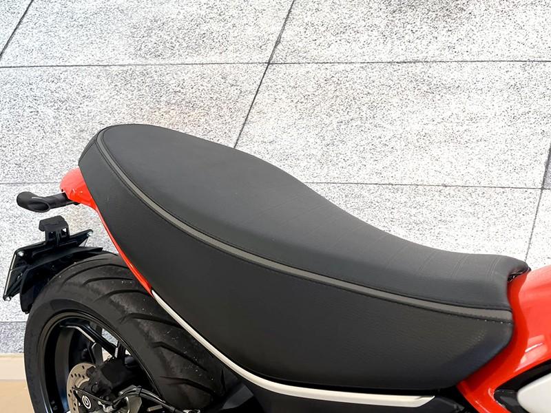 Ducati Scrambler 800 Icon