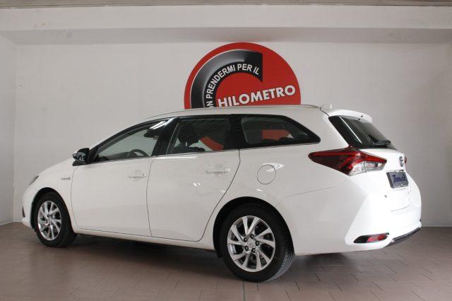 TOYOTA Auris 1.8 Hybrid Active Plus 136 cv